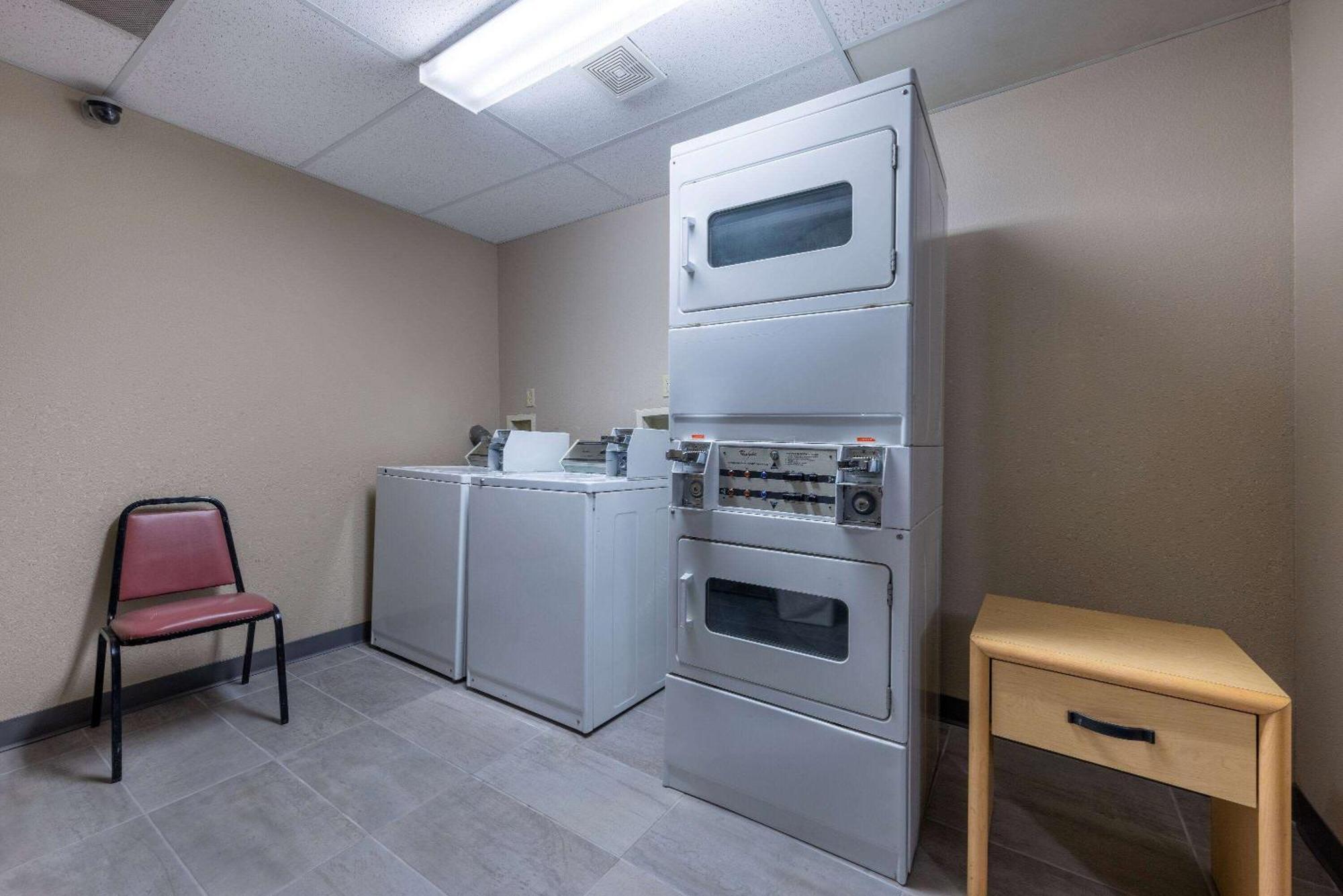 スーパー 8 バイ ウインダム クォーツサイト Az Quartzsite エクステリア 写真